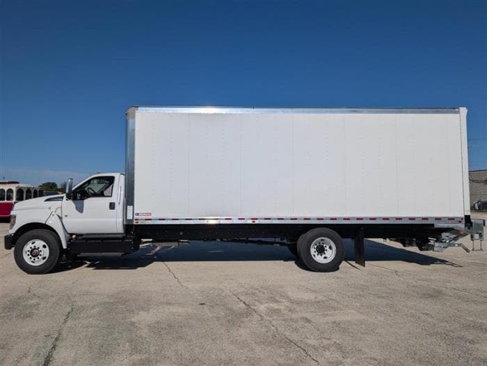 2026 Ford F-650 in Chicago, IL — photo 3