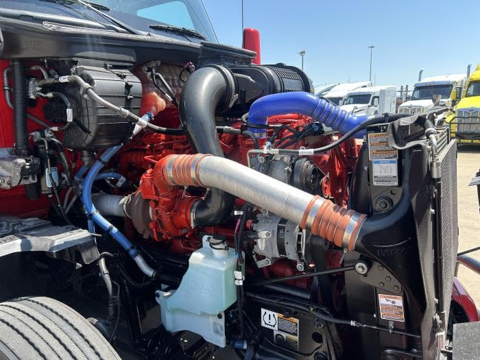2024 Kenworth T680 in Houston, TX — photo 20