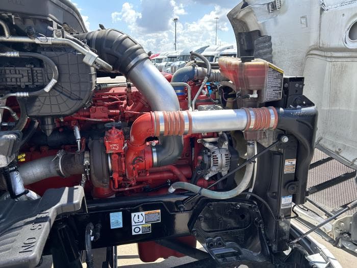 2022 Peterbilt 579 in Houston, TX — photo 22