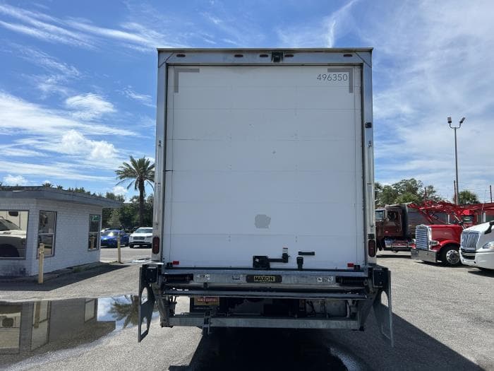 2020 Peterbilt 337 in Orlando, FL — photo 5
