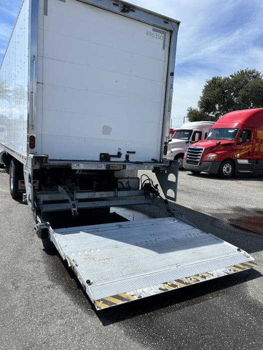 2020 Peterbilt 337 in Orlando, FL — photo 7
