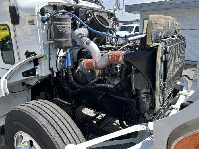 2020 Peterbilt 337 in Orlando, FL — photo 16