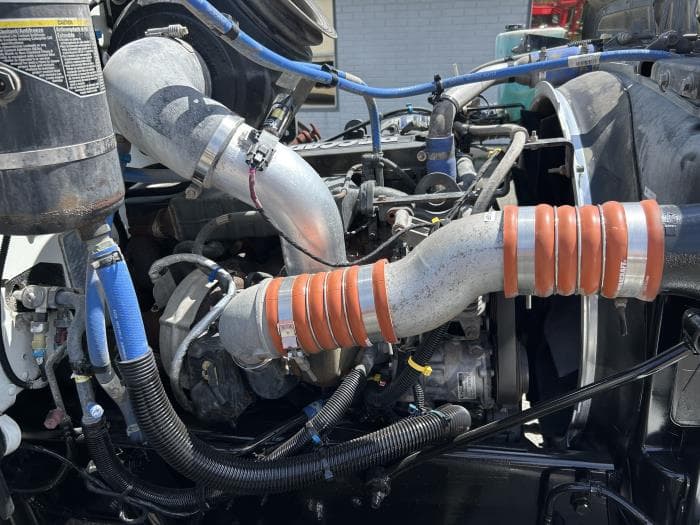 2020 Peterbilt 337 in Orlando, FL — photo 17