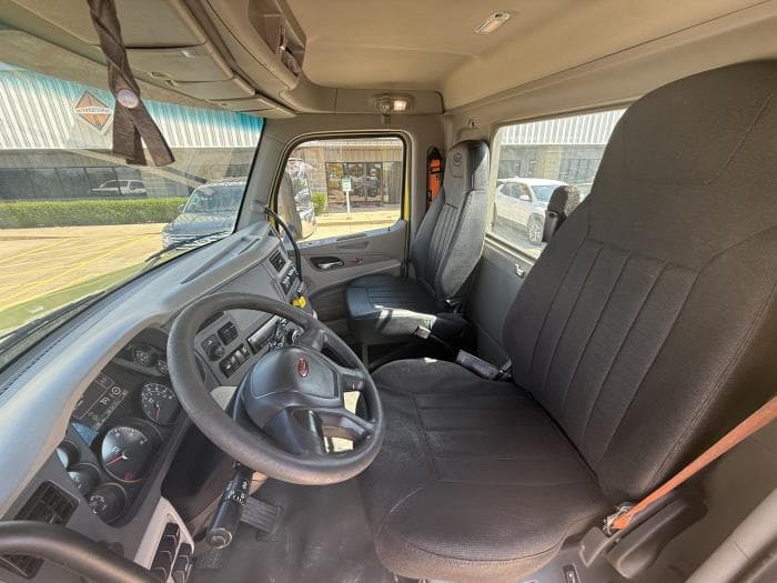 2021 Peterbilt 579 in Lowell, AR — photo 10