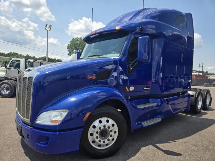 2022 Peterbilt 579 in Memphis, TN — photo 20