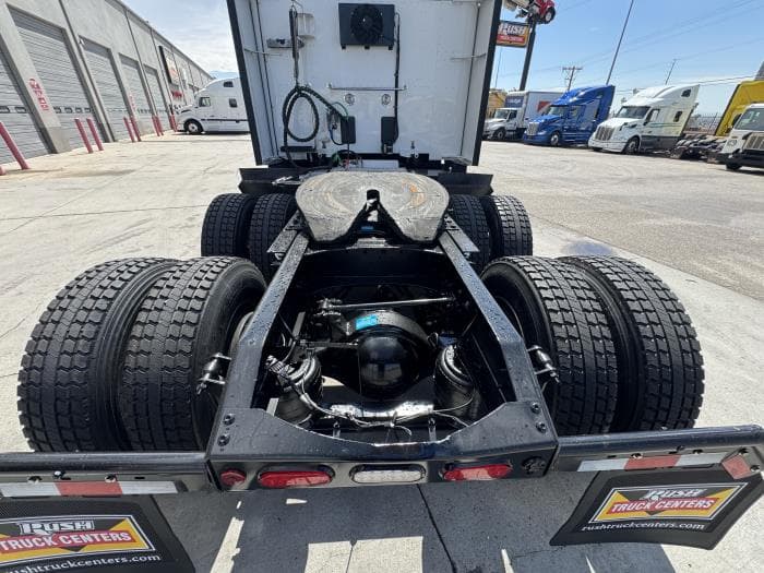 2022 Peterbilt 579 in El Paso, TX — photo 11