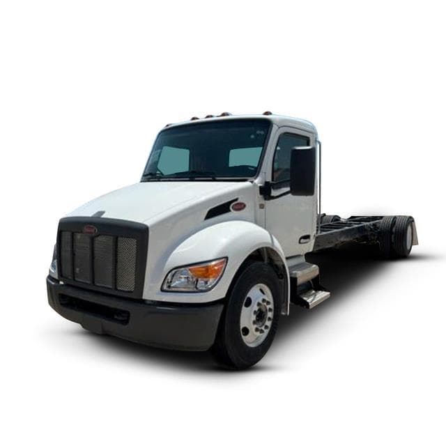 2025 Peterbilt 536 — photo 2