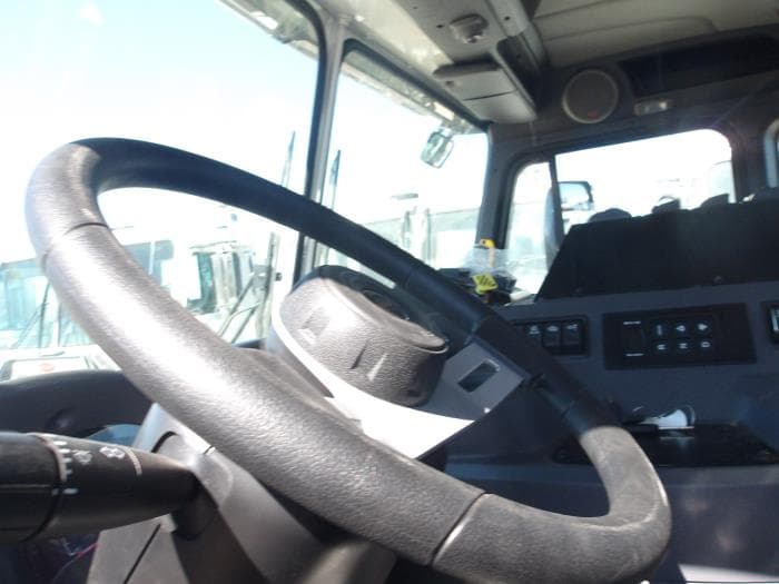2025 Peterbilt 520 in Albuquerque, NM — photo 9