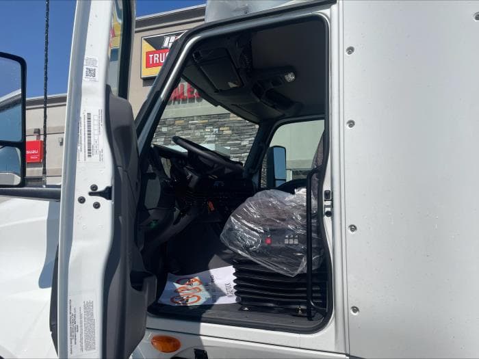 2026 International LT in Cincinnati, OH — photo 14
