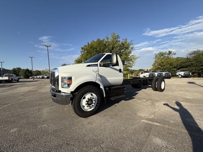 2026 Ford F-650 in Dallas, TX — photo 3