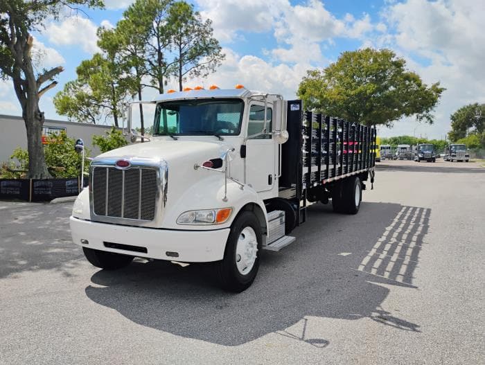 2019 Peterbilt in Tampa, FL — photo 3