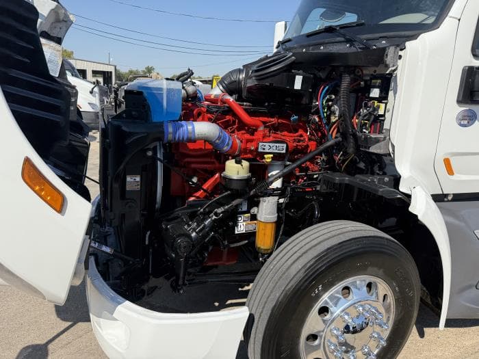 2022 Peterbilt 579 in Dallas, TX — photo 40