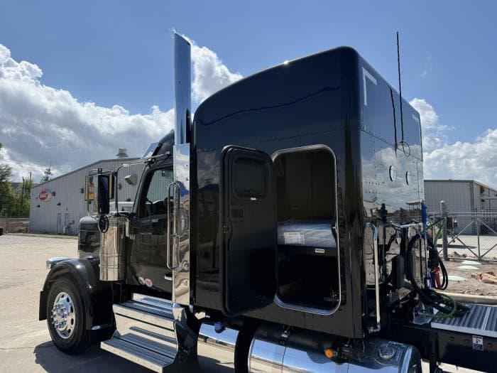 2026 Peterbilt 589 in Houston Northwest, TX — photo 12