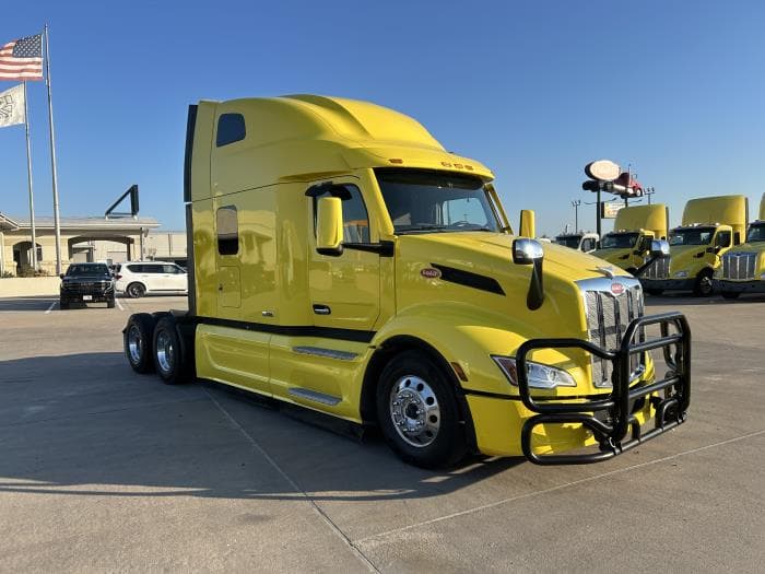 2024 Peterbilt 579 in Houston, TX — photo 8