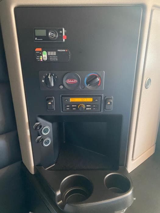 2026 Peterbilt 589 in Corpus Christi, TX — photo 24