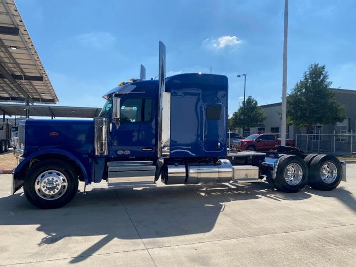 2026 Peterbilt 589 in San Antonio, TX — photo 4