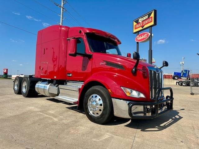 2022 Peterbilt 579 in Tulsa, OK — photo 3