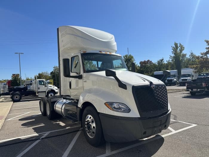 2026 International LT in Cincinnati, OH — photo 3