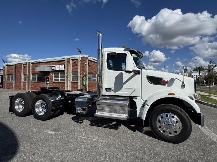 2026 Peterbilt 567 in Orlando, FL — photo 10