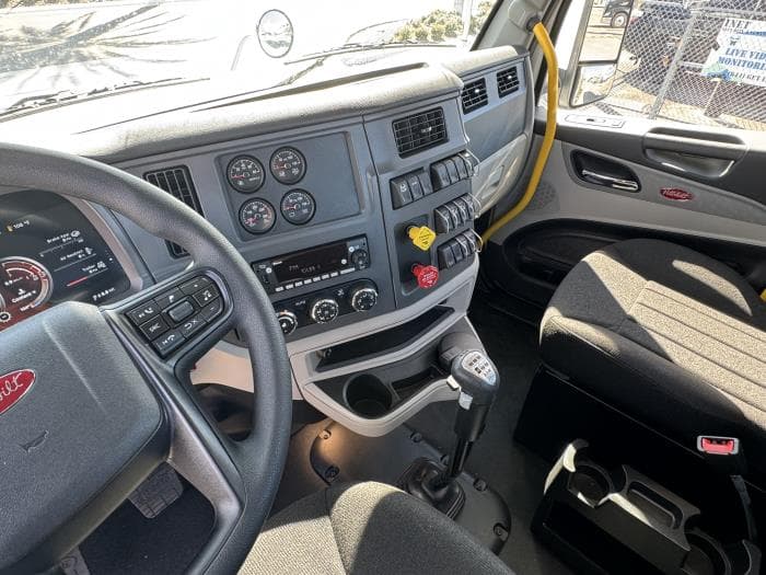 2026 Peterbilt 567 in Orlando, FL — photo 17