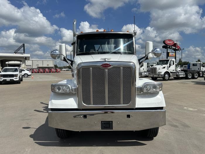 2020 Peterbilt 567 in Houston, TX — photo 9
