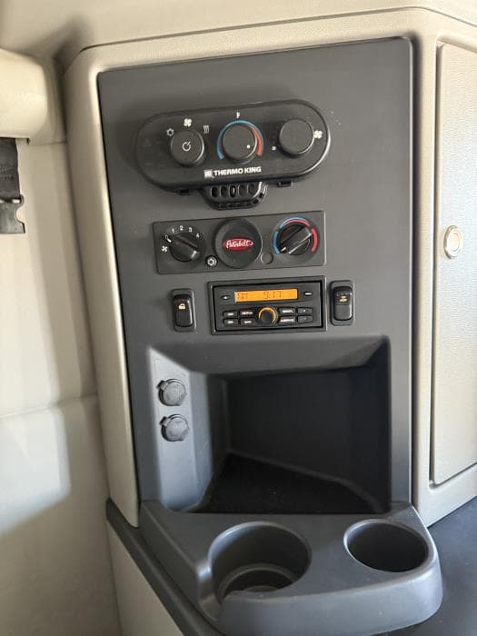 2022 Peterbilt 579 in Boise, ID — photo 21