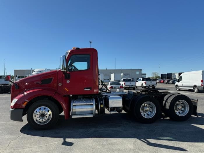 2016 Peterbilt 579 in Indianapolis, IN — photo 4