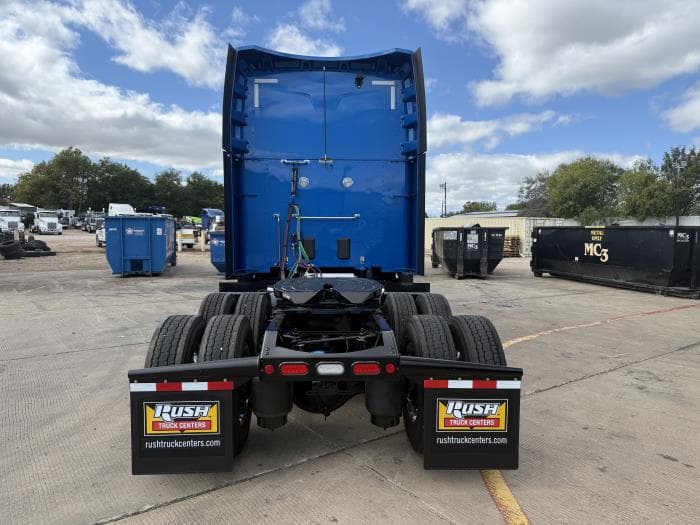 2026 Peterbilt 579 in Dallas, TX — photo 8