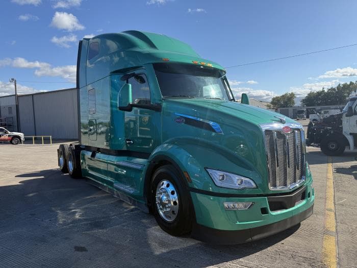 2026 Peterbilt 579 in Dallas, TX — photo 10