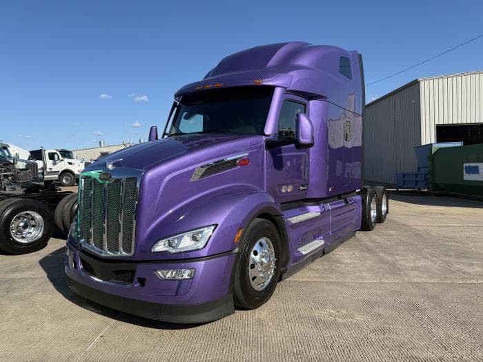 2026 Peterbilt 579 in Dallas, TX — photo 2