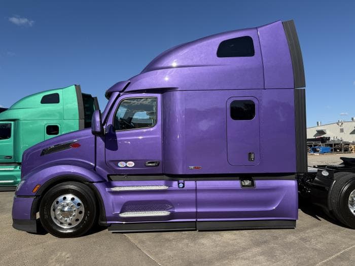 2026 Peterbilt 579 in Dallas, TX — photo 6