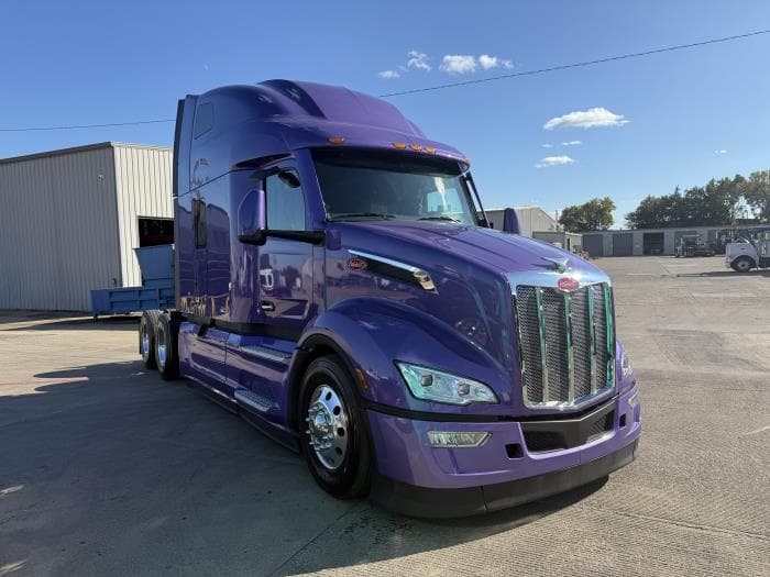 2026 Peterbilt 579 in Dallas, TX — photo 12