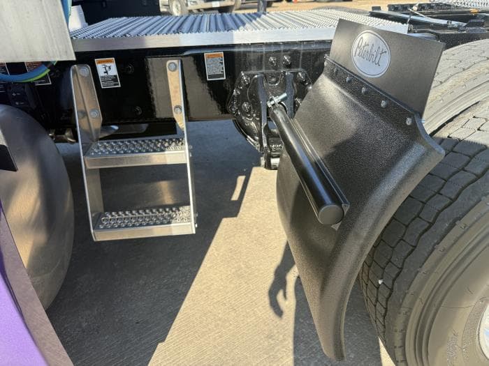 2026 Peterbilt 579 in Dallas, TX — photo 20
