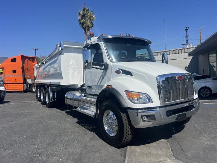 2026 Peterbilt 548 in Fontana, CA — photo 4