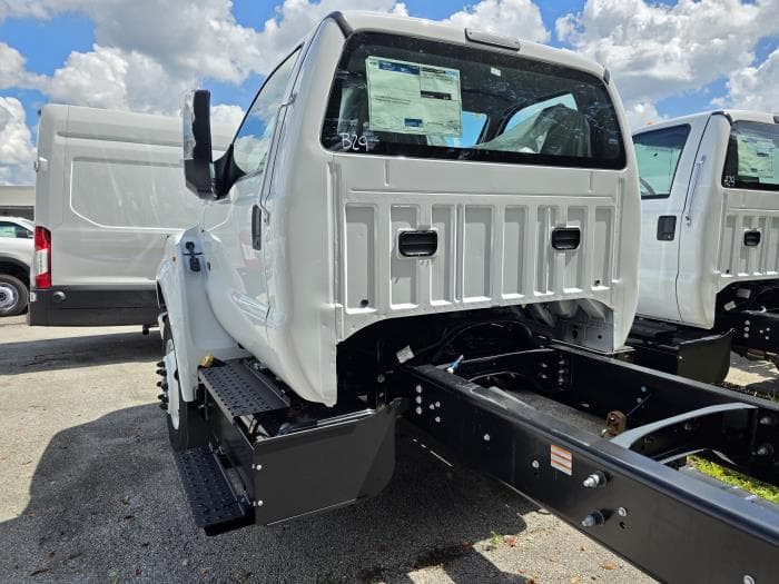 2026 Ford F-750 in Orlando, FL — photo 9