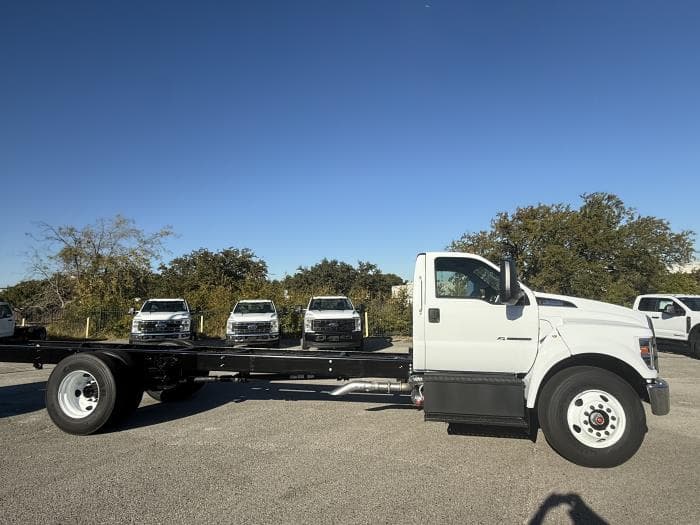 2026 Ford F-650 in Dallas, TX — photo 8