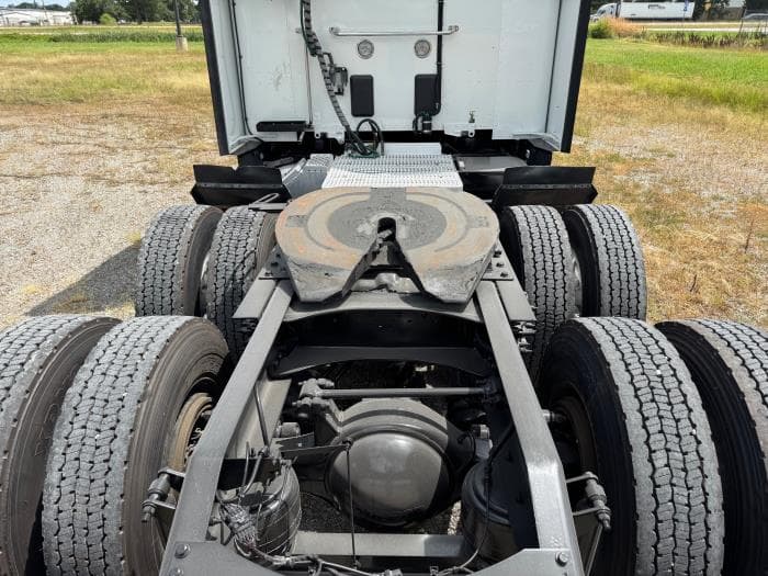 2021 Peterbilt 579 in North Little Rock, AR — photo 10