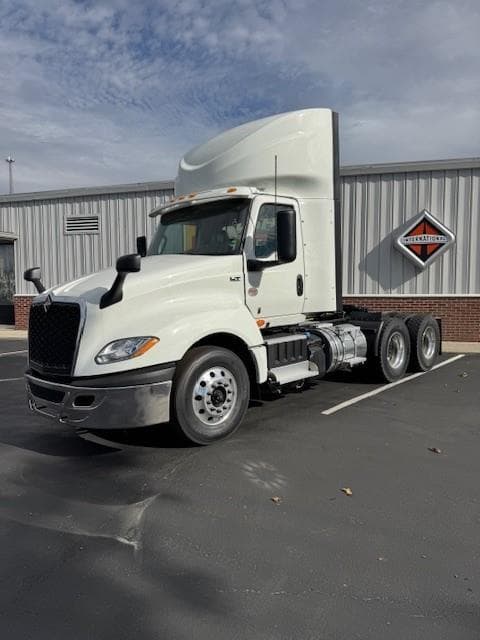 2026 International LT in Lima, OH — photo 2
