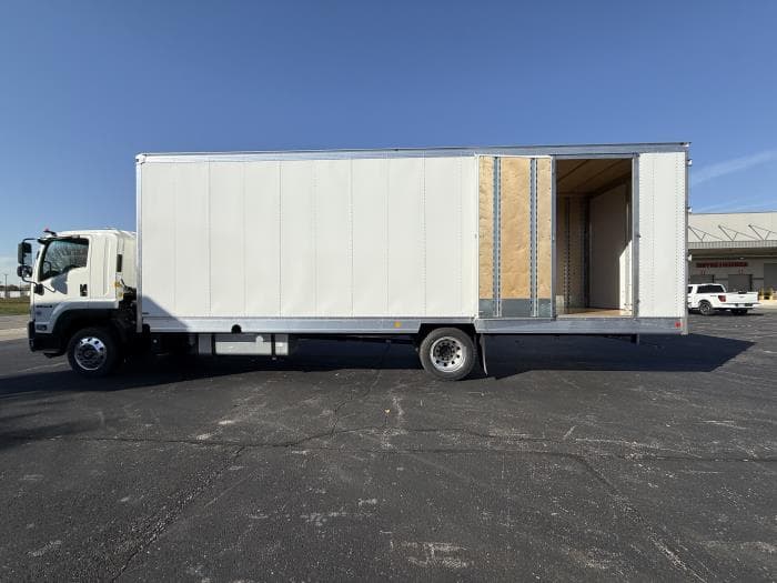 2026 Isuzu FTR in Columbus, OH, OH — photo 11