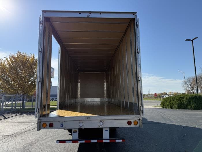 2026 Isuzu FTR in Columbus, OH, OH — photo 12