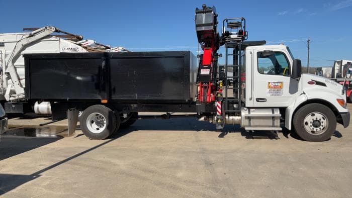 2025 Peterbilt 536 in Houston, TX — photo 4