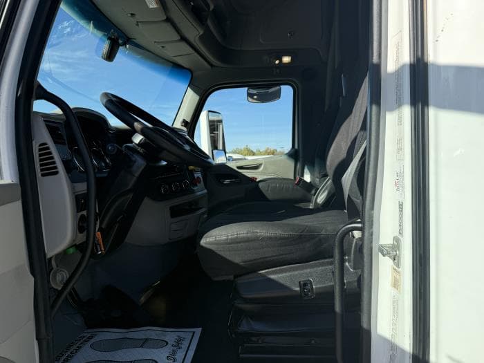 2022 Peterbilt 579 in Dallas, TX — photo 15