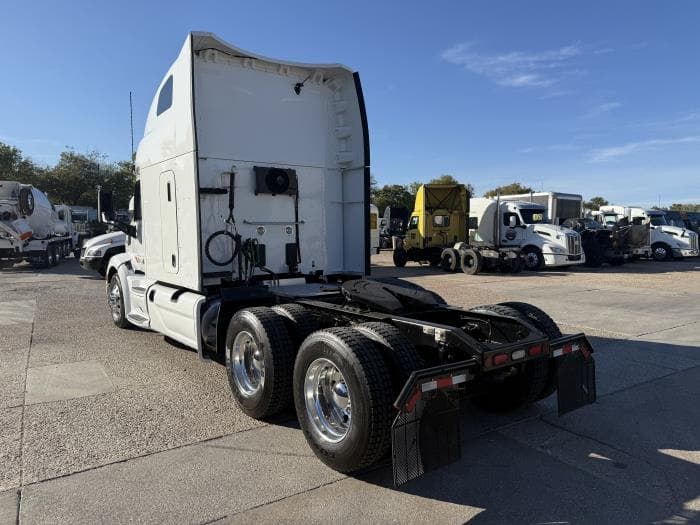 2022 Peterbilt 579 in Dallas, TX — photo 37