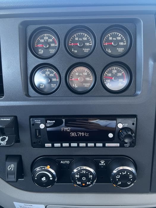 2026 Peterbilt 567 in Phoenix, AZ — photo 21
