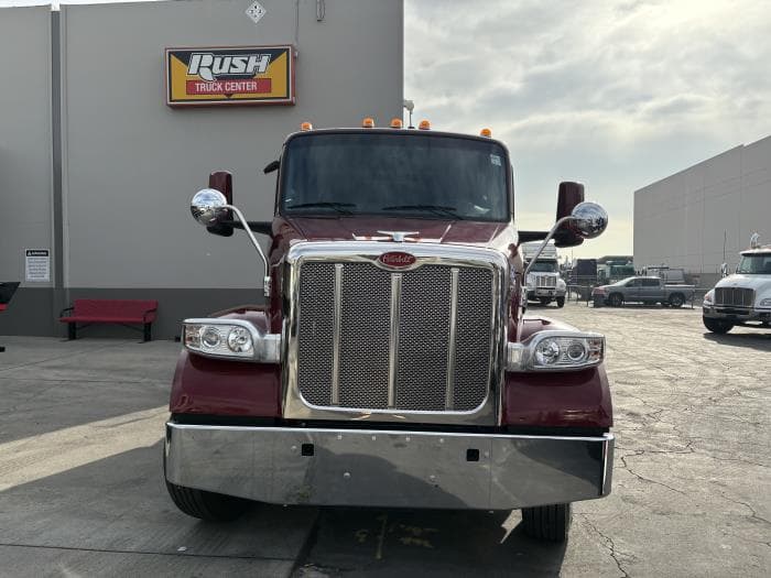 2024 Peterbilt 567 in Los Angeles, CA — photo 3