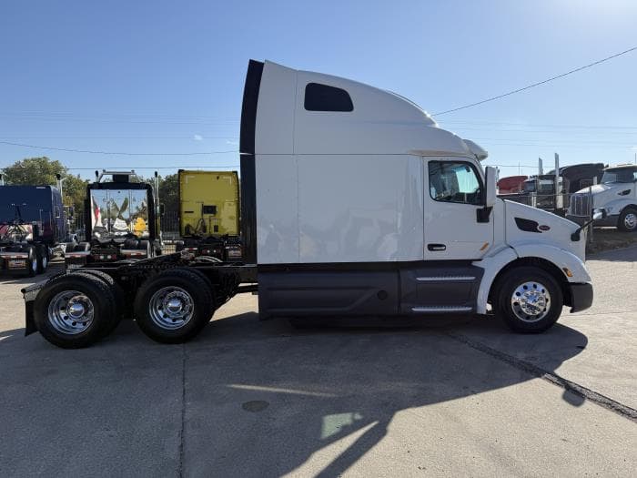 2021 Peterbilt 579 in Dallas, TX — photo 29