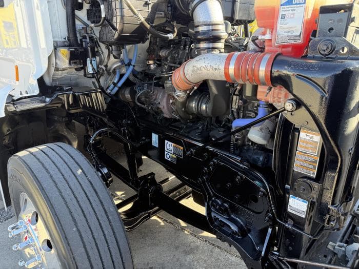2021 Peterbilt 579 in Dallas, TX — photo 46