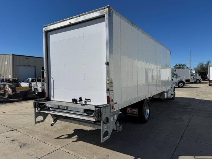 2020 Peterbilt 337 in Orlando, FL — photo 6