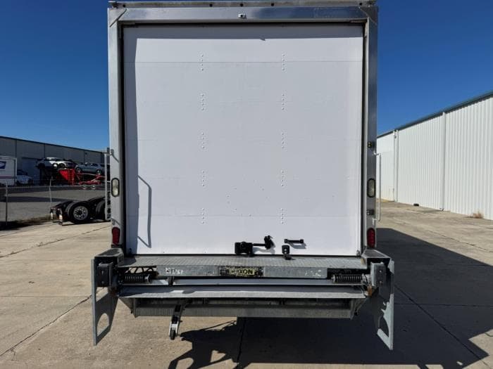 2020 Peterbilt 337 in Orlando, FL — photo 7