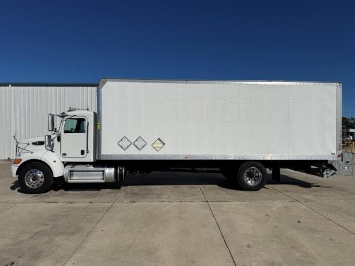 2020 Peterbilt 337 in Orlando, FL — photo 9